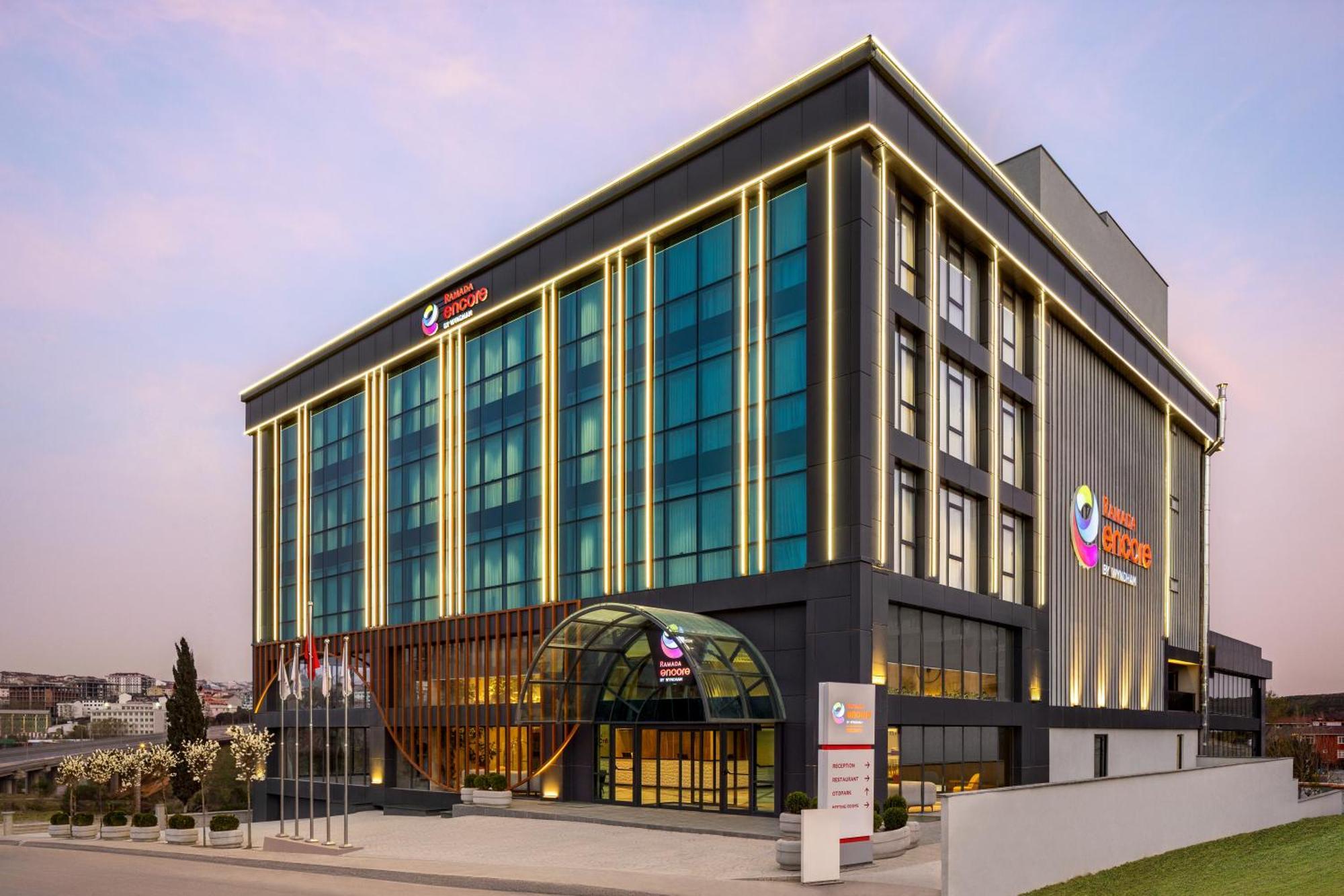 Ramada Encore By Wyndham Istanbul Arnavutkoy Εξωτερικό φωτογραφία