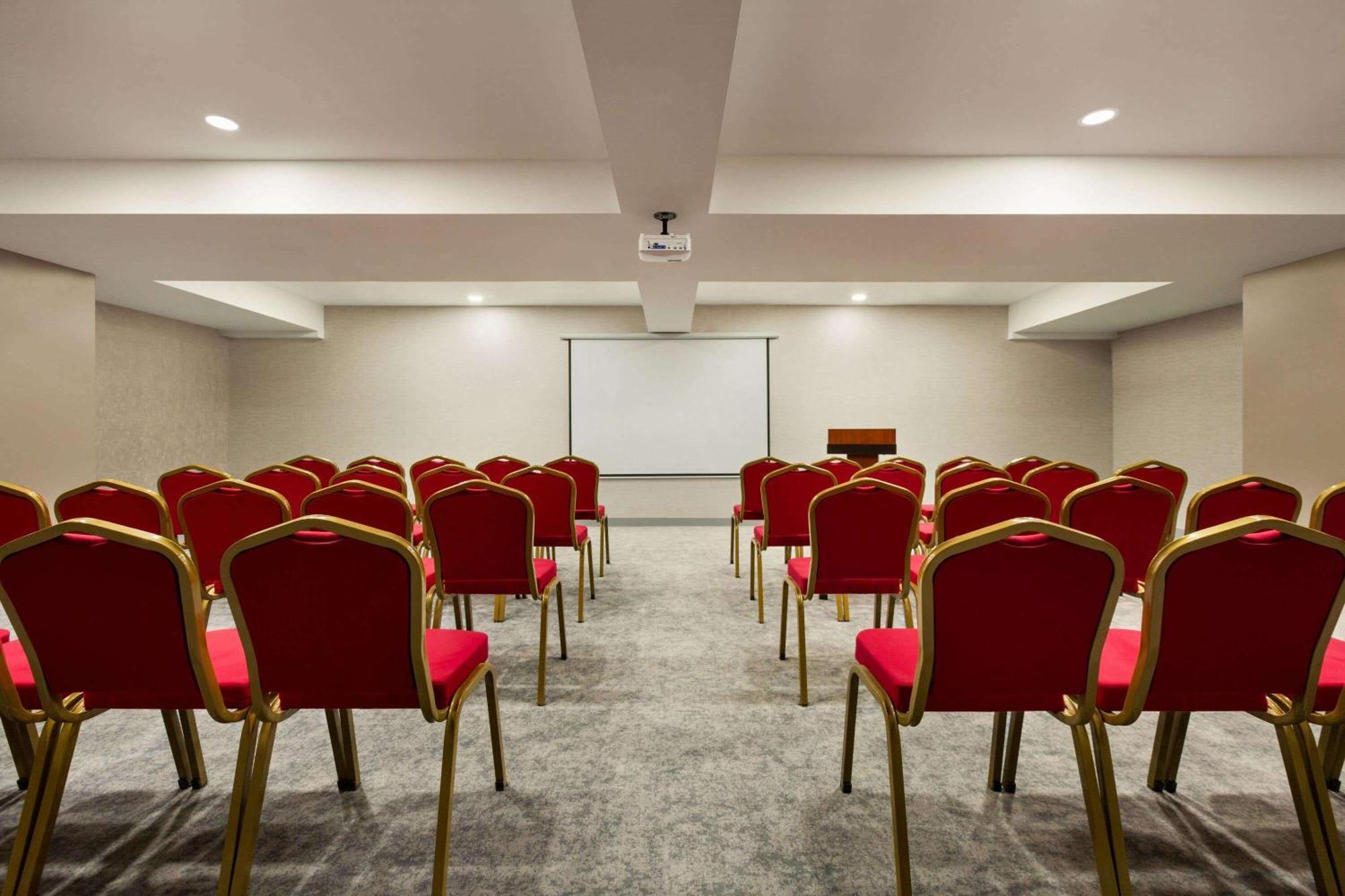 Ramada Encore By Wyndham Istanbul Arnavutkoy Εξωτερικό φωτογραφία