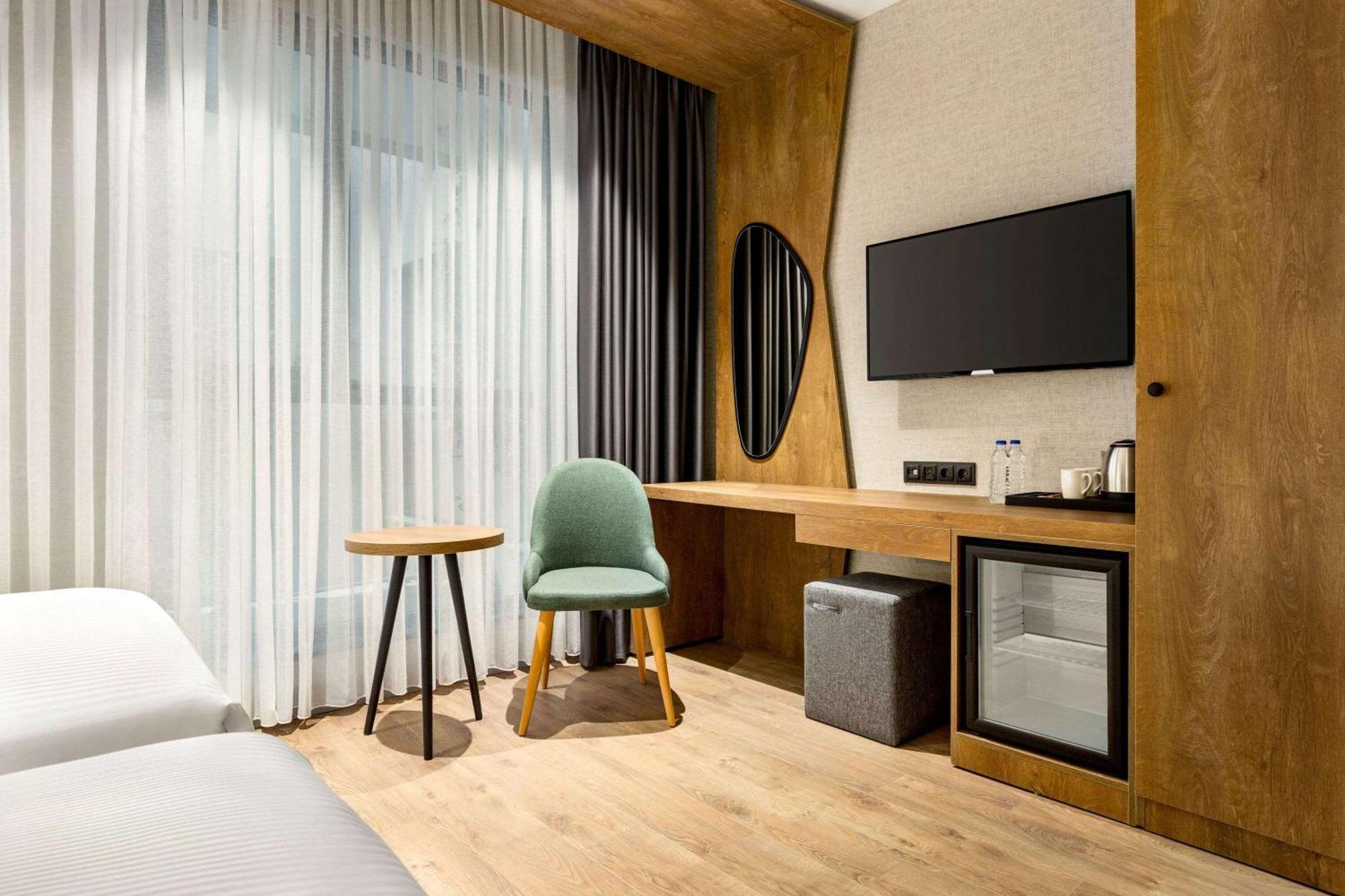 Ramada Encore By Wyndham Istanbul Arnavutkoy Εξωτερικό φωτογραφία